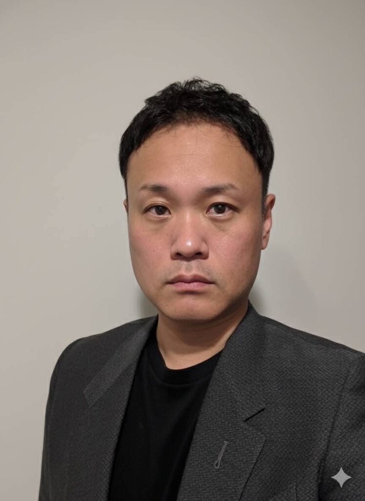 em株式会社　代表取締役　郷司 光